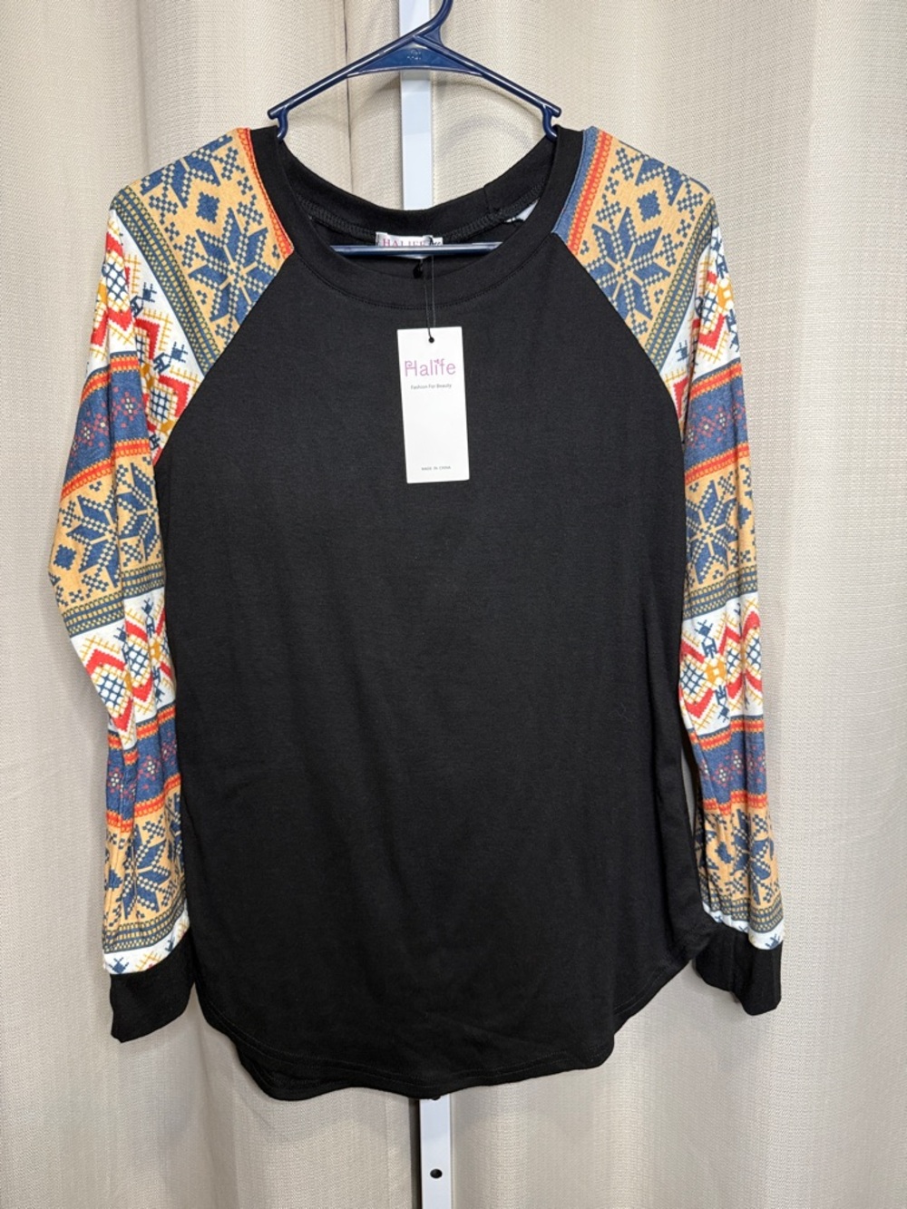 Halife Womens Black Raglan Long Sleeve Top Geometric Fair Isle Print Small NWT